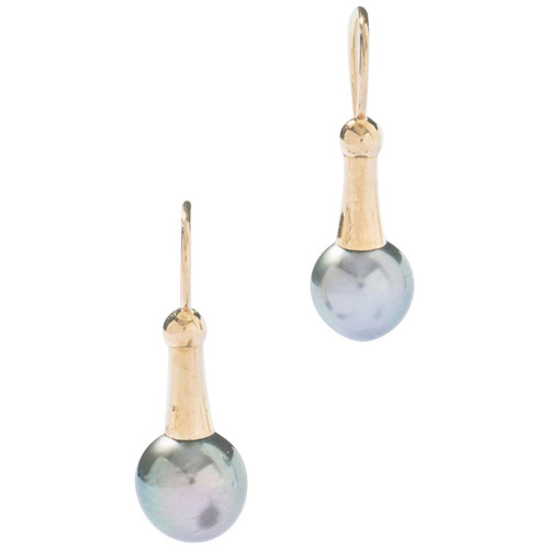 Black Pearl on Yellow Gold 18 Karat Earrings
