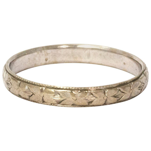 Art Deco Chased Decoration 18 Carat White Gold Band