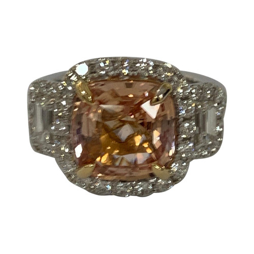 GIA certified 5.53 Carat Padpardscha Sapphire and white Diamond Ring