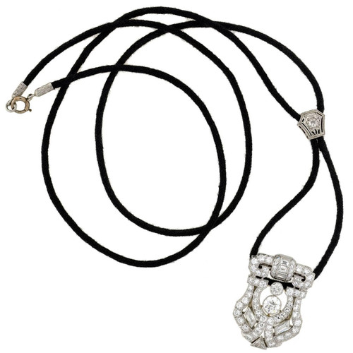 Art Deco 2.30 Carats Diamonds Platinum Clip Necklace