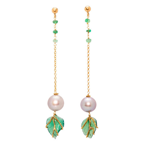 Handcrafted 18 Karat Yellow Gold 0.12 Karat Emerald Green Agate Leaves Earrings