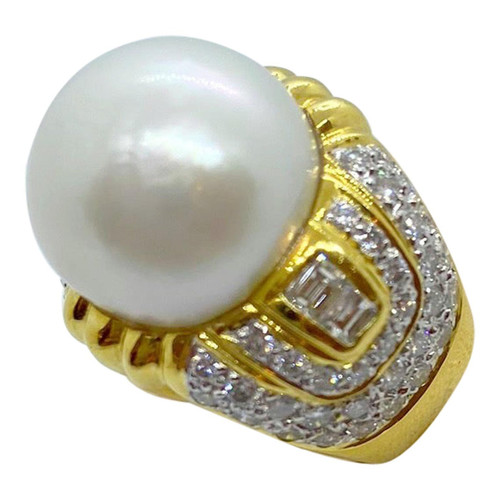 18 Karat Yellow Gold, 4.96 Carat Diamond and South Sea Pearl Ring