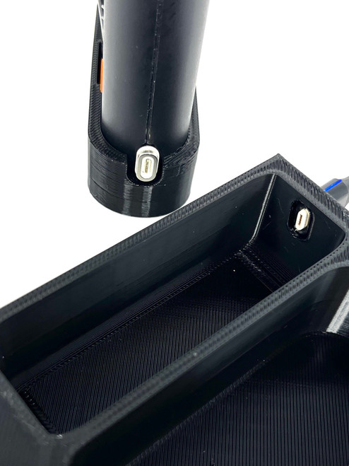 Kush Kitteh 3D-printed desktop organizer dock and charging station for Storz & Bickel Mighty Plus