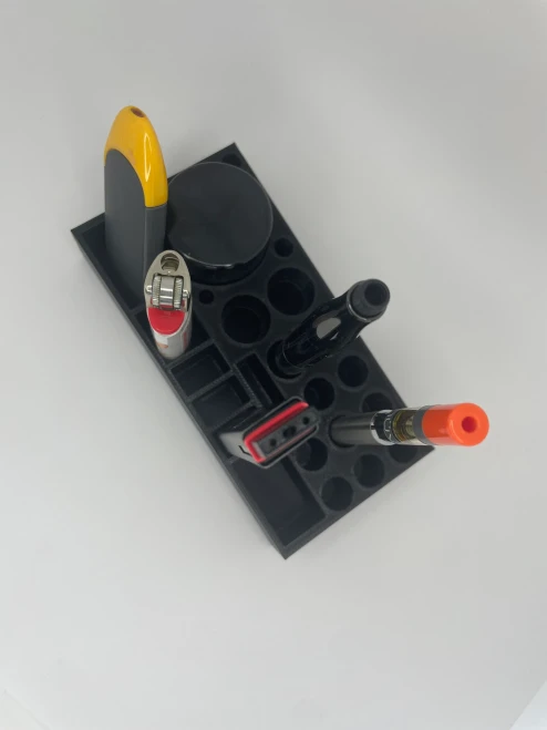 Kush Kitteh 3D-printed desktop organizer stand for vape pen accessories and e-cigarette hardware.