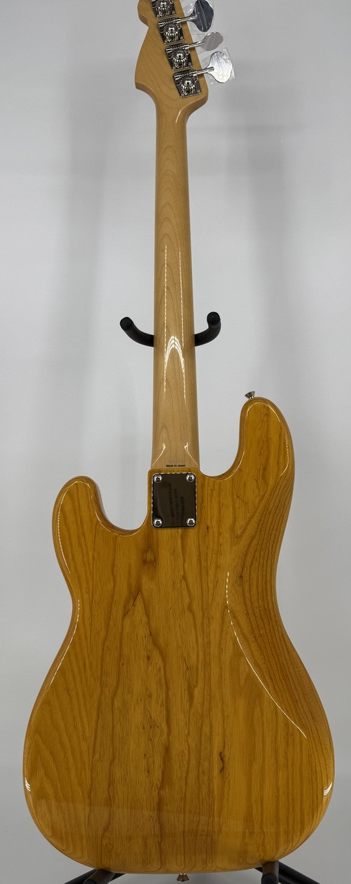 Tokai Hard Puncher P-Style Bass, Ash Body , Rosewood Fretboard