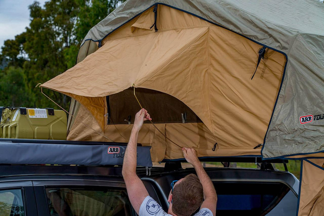 ARB Simpson III Rooftop Tent with Annex 803804 