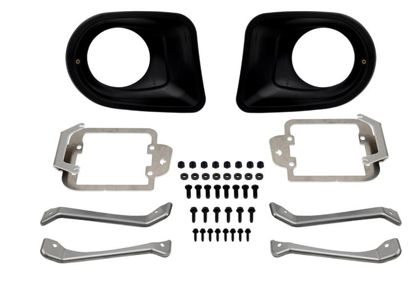 ARB Mount Kit - OE Fog Light 3540250, vehicle fog light mounting kit with black fog light covers, mounting brackets, and hardware for easy installation.