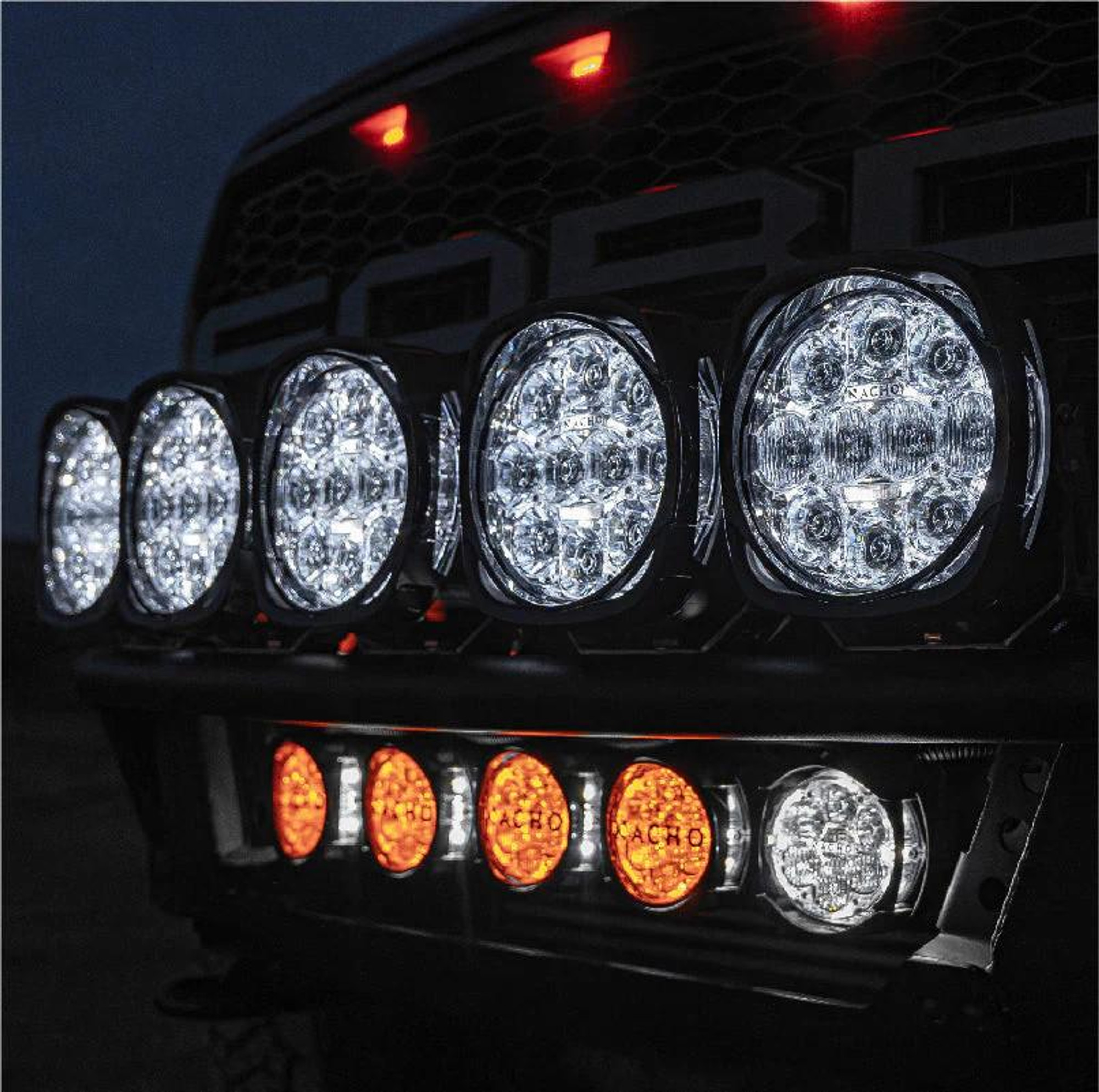 NACHO - PM661 - Grande SAE J581 High Beam