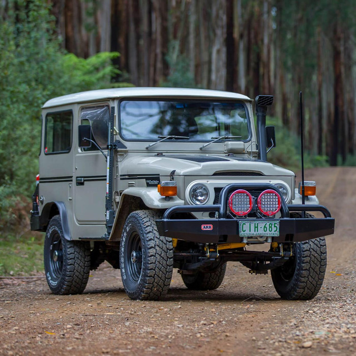ARB Deluxe Bumper 3420020 