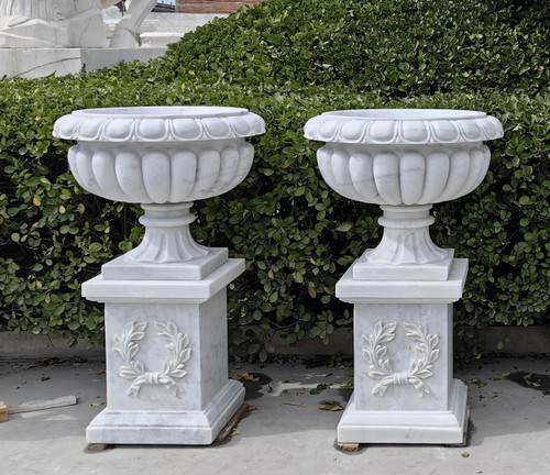 White Marble Pair of Urns H47.3*D29.5 Inches  Ge21490