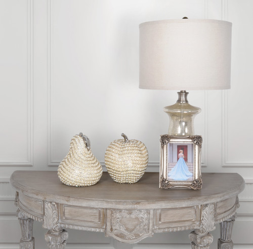 Crystal Pearl Apple Room Scene