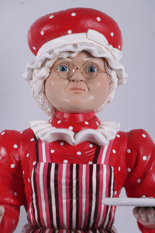 Miss Santa 5ft Close Up Image