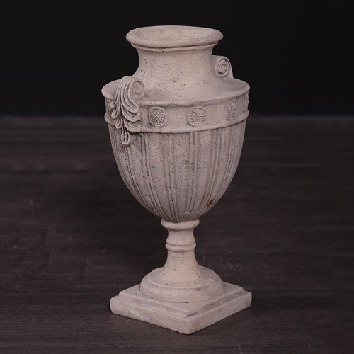 Small Portofino Urn Room Scene