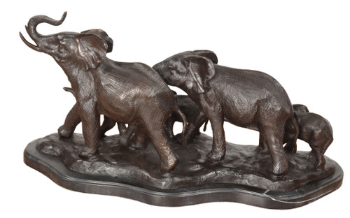 Five Elephants Room Scene