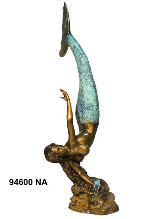 Tail Up Mermaid with Shell in Special Patina