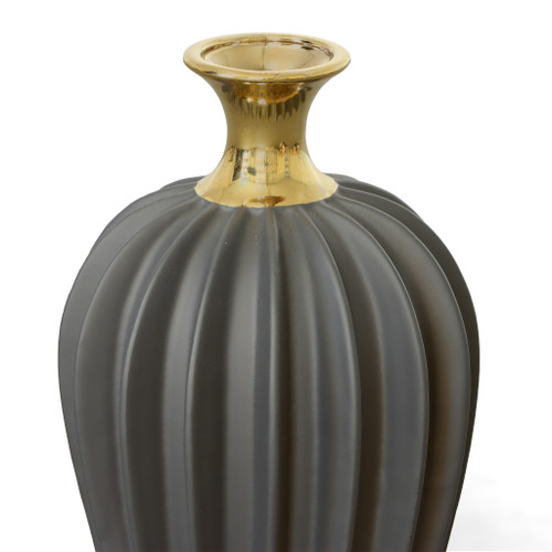 Radial Matte Large Vase - Black