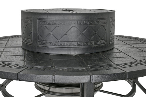 Chillounger Round Table and Accessories