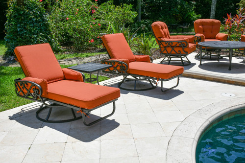 Chillounger Swivel Loungers and Side Table Set of 3 (KIT) Close Up Image