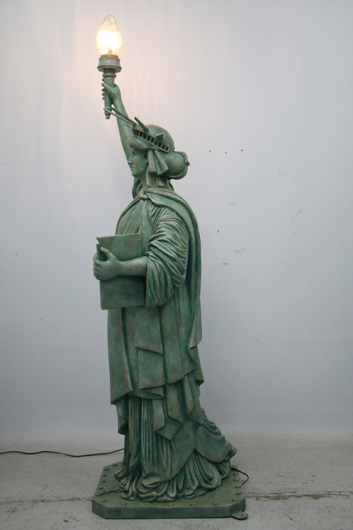 Statue of Liberty 8.75ft Close Up Image