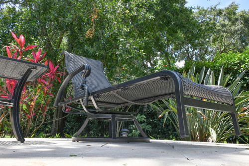 Wyndermere Swivel Chaise Room Scene