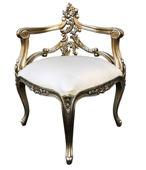 Platine Venetian Corner Chair Room Scene