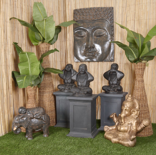 Buddha Face Wall Decoration Small Black Earth Room Scene