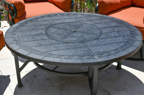 Chillounger Round Table 52 inch Close Up Image