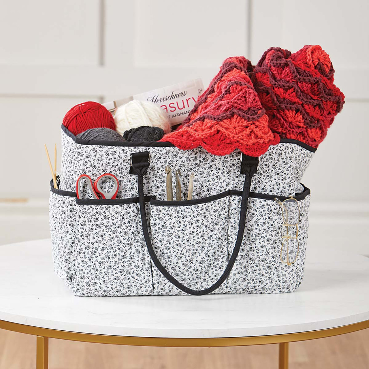 Annie's Yarn Tote with Front Pocket