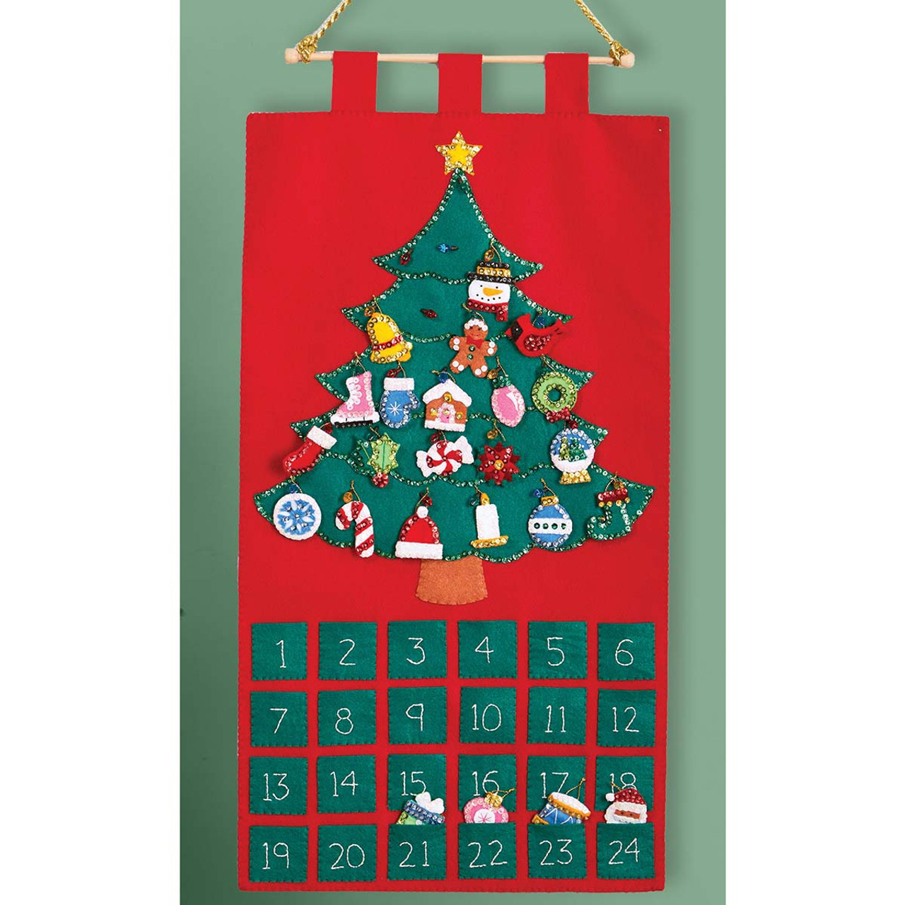 Cross-Stitch Christmas Countdown: 24 Mini Stockings [Book]