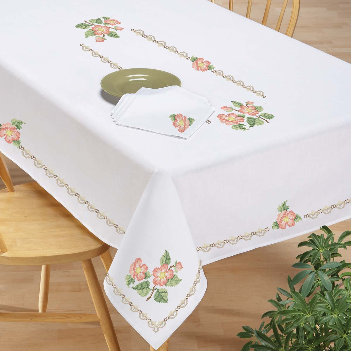 Herrschners Wild Roses Table Linens Stamped Cross-Stitch