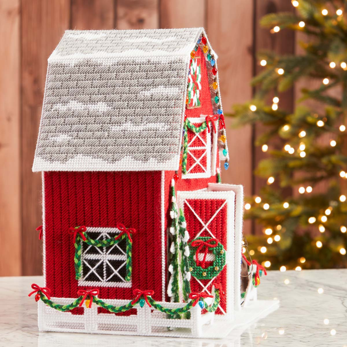 その他 Dreamer DESIGNS Festive Barnyard Herrschners Holiday Barnyard Retreat Plastic Canvas Kit