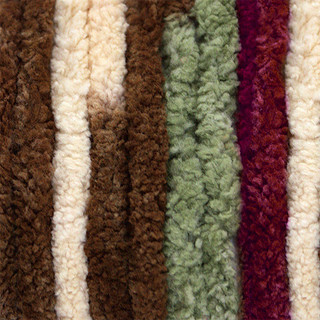 Bernat Blanket 10.5oz—Bag of 2 Yarn Pack - Variant Image Plum Fields