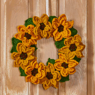 Herrschners Seasonal Wreaths Crochet Kit - Variant Image Autumn