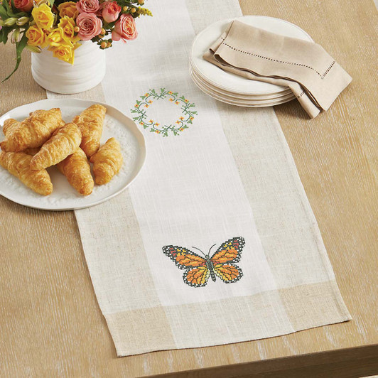 Herrschners Royal Monarch Table Runner Stamped Cross-Stitch Kit