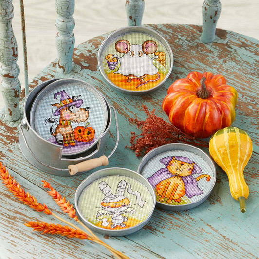 Herrschners Halloween Pet Coasters Plastic Canvas Kit Herrschners Halloween Pet Coasters Plastic Canvas Kit