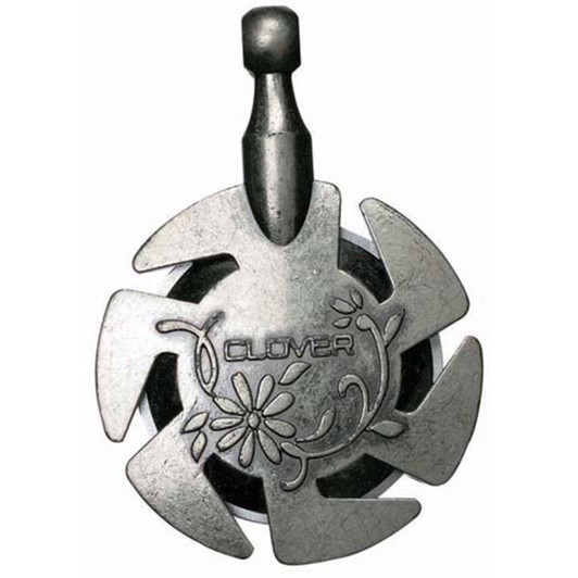 Clover Yarn Cutter Pendant Tool Clover Yarn Cutter Pendant Tool