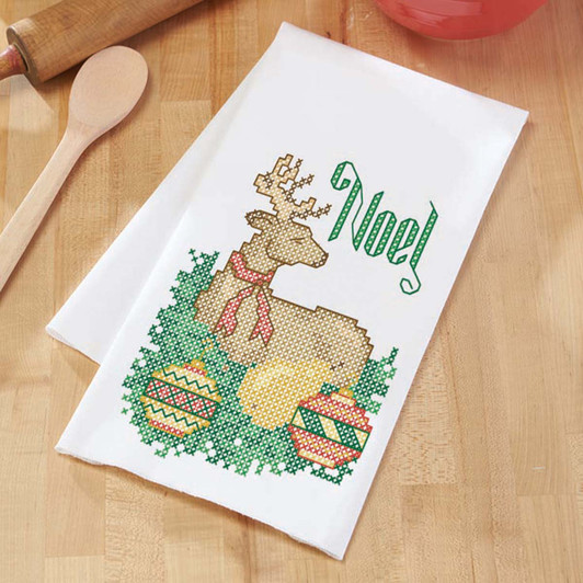Herrschners Woodland Noel Towel Pair Stamped Cross-Stitch Herrschners Woodland Noel Towel Pair Stamped Cross-Stitch