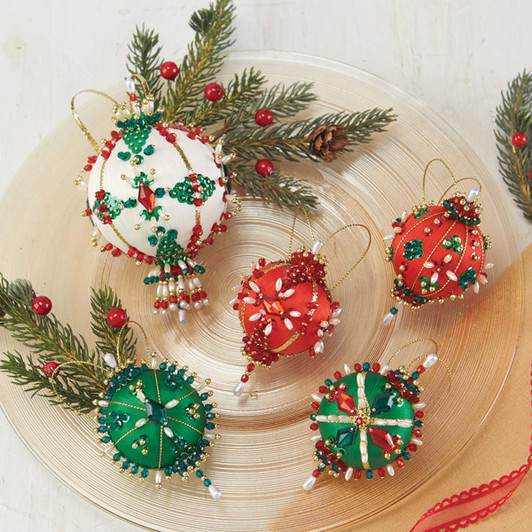Herrschners Holiday Magic Ornament Kit Herrschners Holiday Magic Ornament Kit
