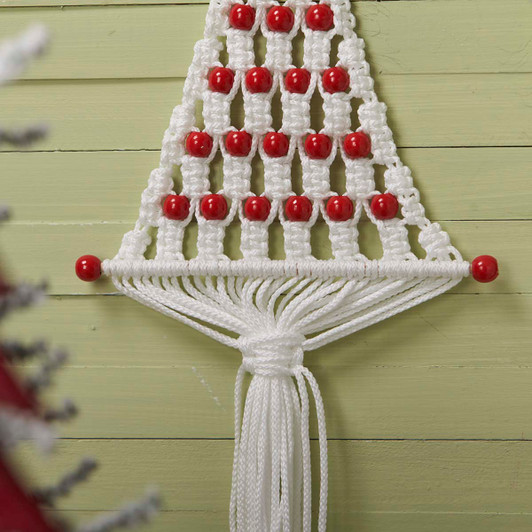 Herrschners Peppermint Tree Wall Hanging Macrame