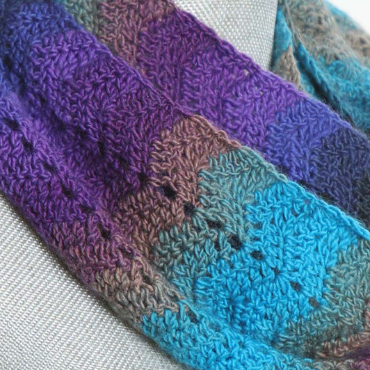 Spring Water Chevron Scarf Free Download Spring Water Chevron Scarf Free Download