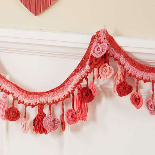 Heartful Garland Crochet Pattern Free Download Heartful Garland Crochet Pattern Free Download