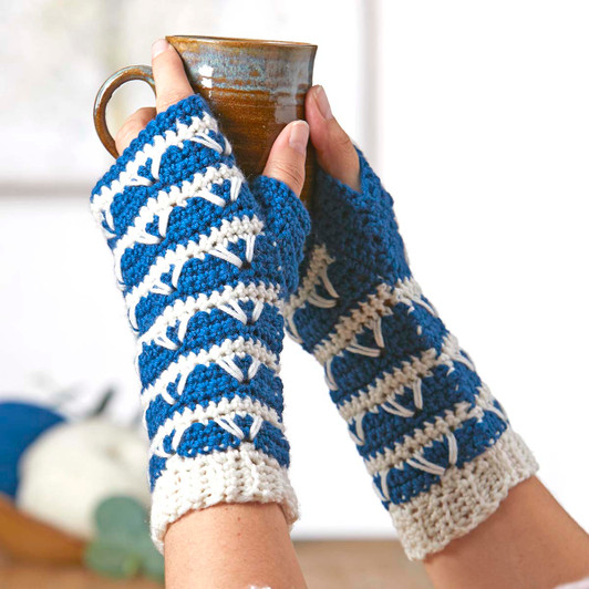 Mountain Peak Fingerless Mitts Free Download Mountain Peak Fingerless Mitts Free Download