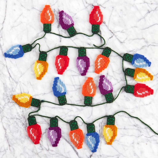 Herrschners Christmas Lights Garland Plastic Canvas Kit Herrschners Christmas Lights Garland Plastic Canvas Kit