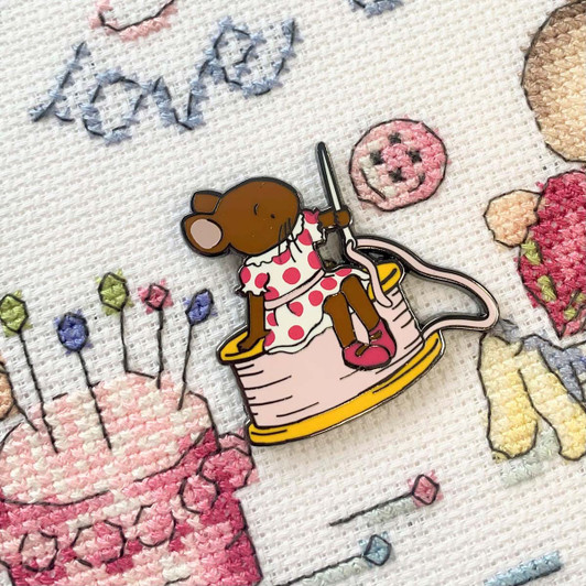 Bothy Threads Sewing Mouse Needle Minder Accessory Bothy Threads Sewing Mouse Needle Minder Accessory