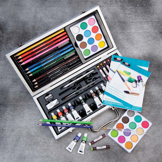 Royal Brush Essentials Beginners Box Art Set