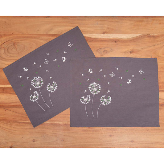 Vervaco Fluff Flower Placemats Stamped Embroidery Kit