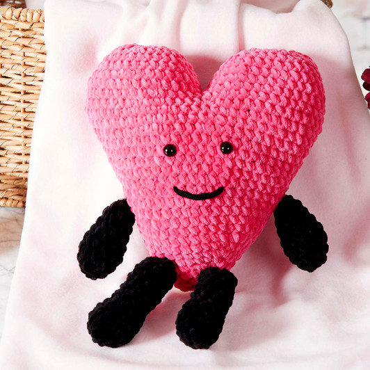 Soho Cuddle Heart Plushie Crochet Kit Soho Cuddle Heart Plushie Crochet Kit