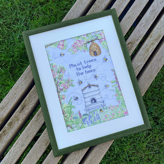 Bothy Threads Help The Bees Counted Cross-Stitch Kit