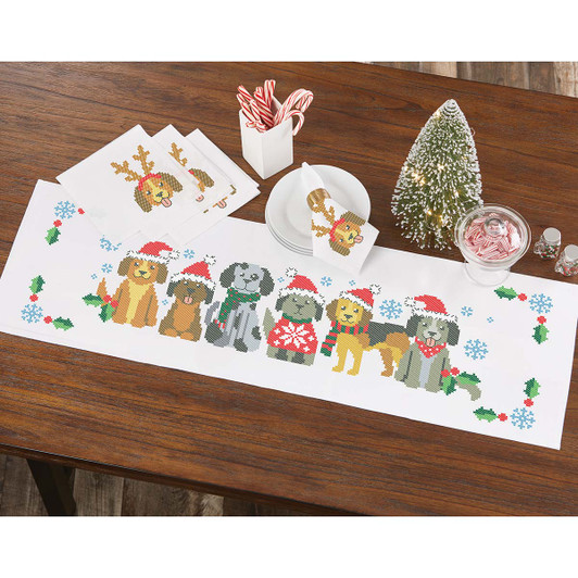 Herrschners Santa Paws Table Runner & Napkins Thread Kit