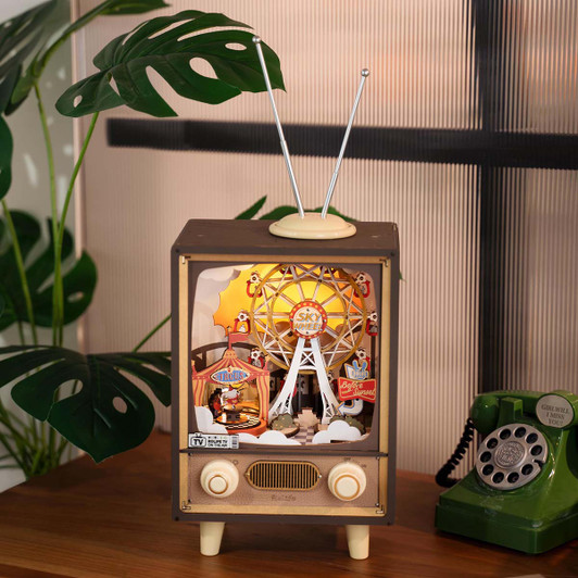Robotime Sunset Carnival Music Box Model - Wood